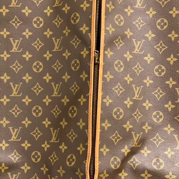 Authentic Louis Vuitton garment bag - Picture 4 of 8